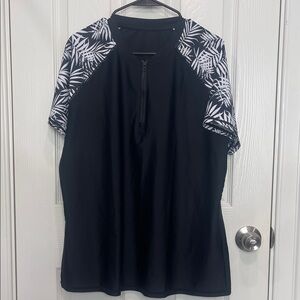 For Hailey swim shirt and short size xxl tag removed